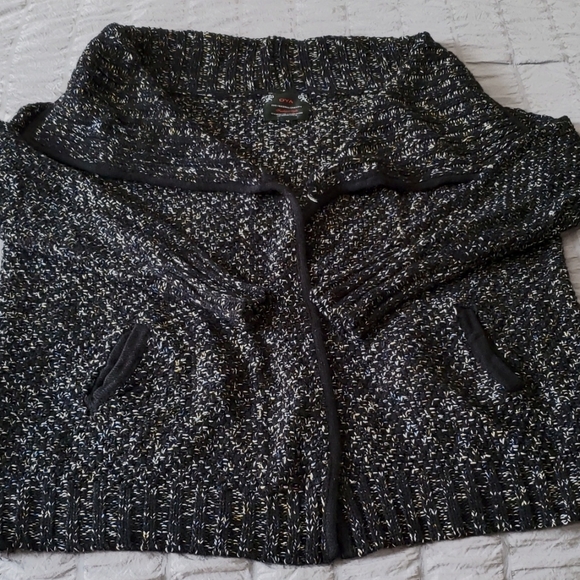 OYA women’s open front Cardigan with shawl collar/side pockets size S/M EUC - Picture 4 of 9